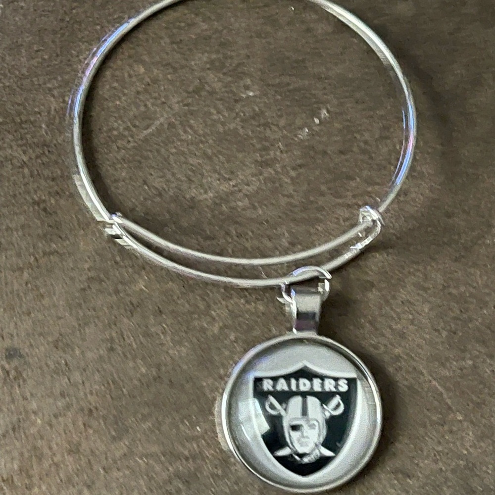 Las Vegas raiders bracelet